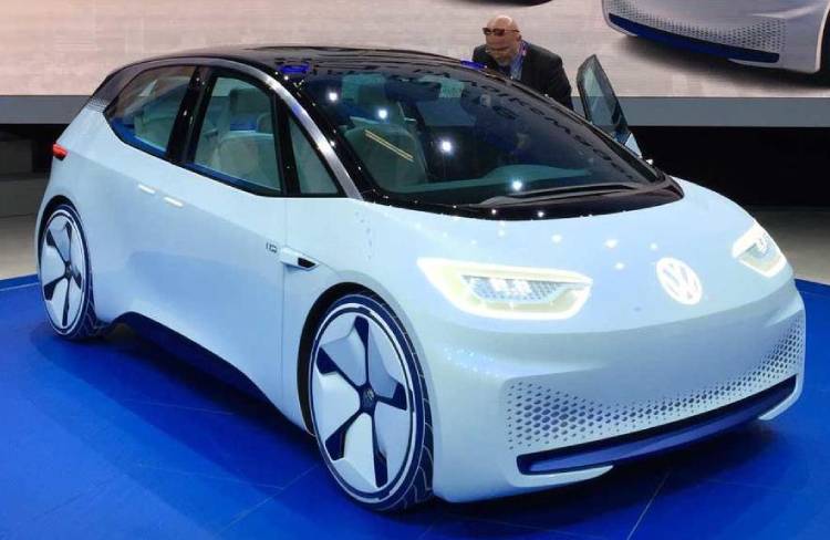 سيارة 2019 VW ID أول سيارة كهربائية مواصفات ، صور ، أسعار