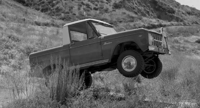 تاريخ سيارة فورد برونكو قديم 1965-1996 بالصور