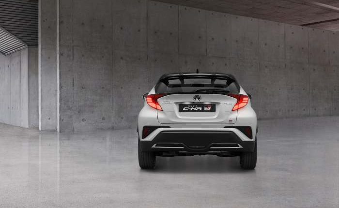 مواصفات سيارة تويوتا سي اتش ار 2021 CHR GR Sport الجديدة في أوروبا